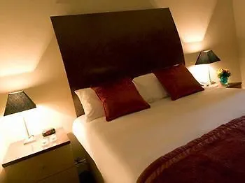 Premier Dublin, Leeson Street