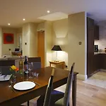 Апартаменты Premier Dublin, Leeson Street